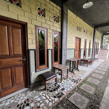 Buana Asti Homestay Selemadeg Extérieur photo