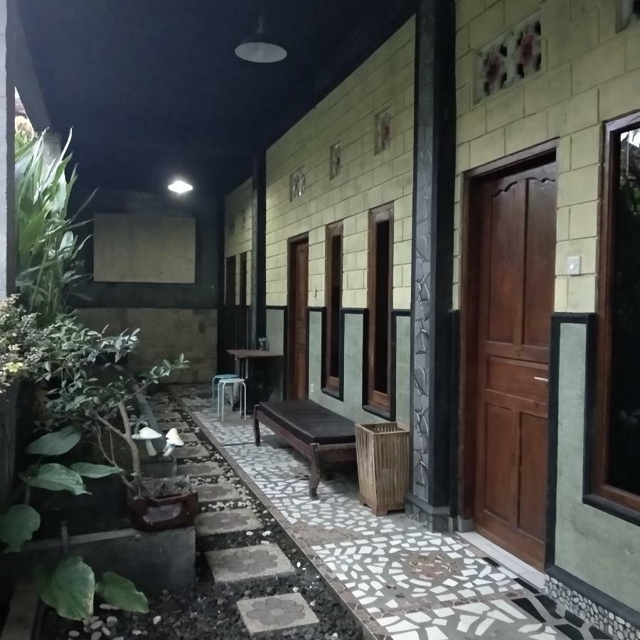 Buana Asti Homestay Selemadeg Extérieur photo